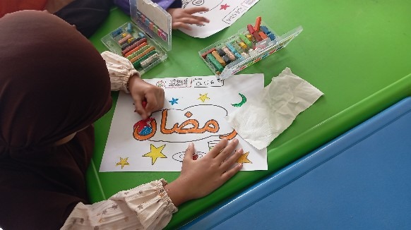 TK Akar Panrita Mamminasata. Mewarnai kaligrafi